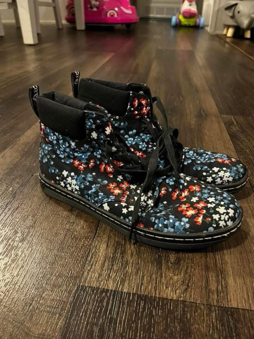 Dr Martens Maelly Floral Canvas Boot